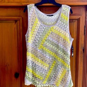 Nic & Zoe stretch, sleeveless, fun, pattern, top